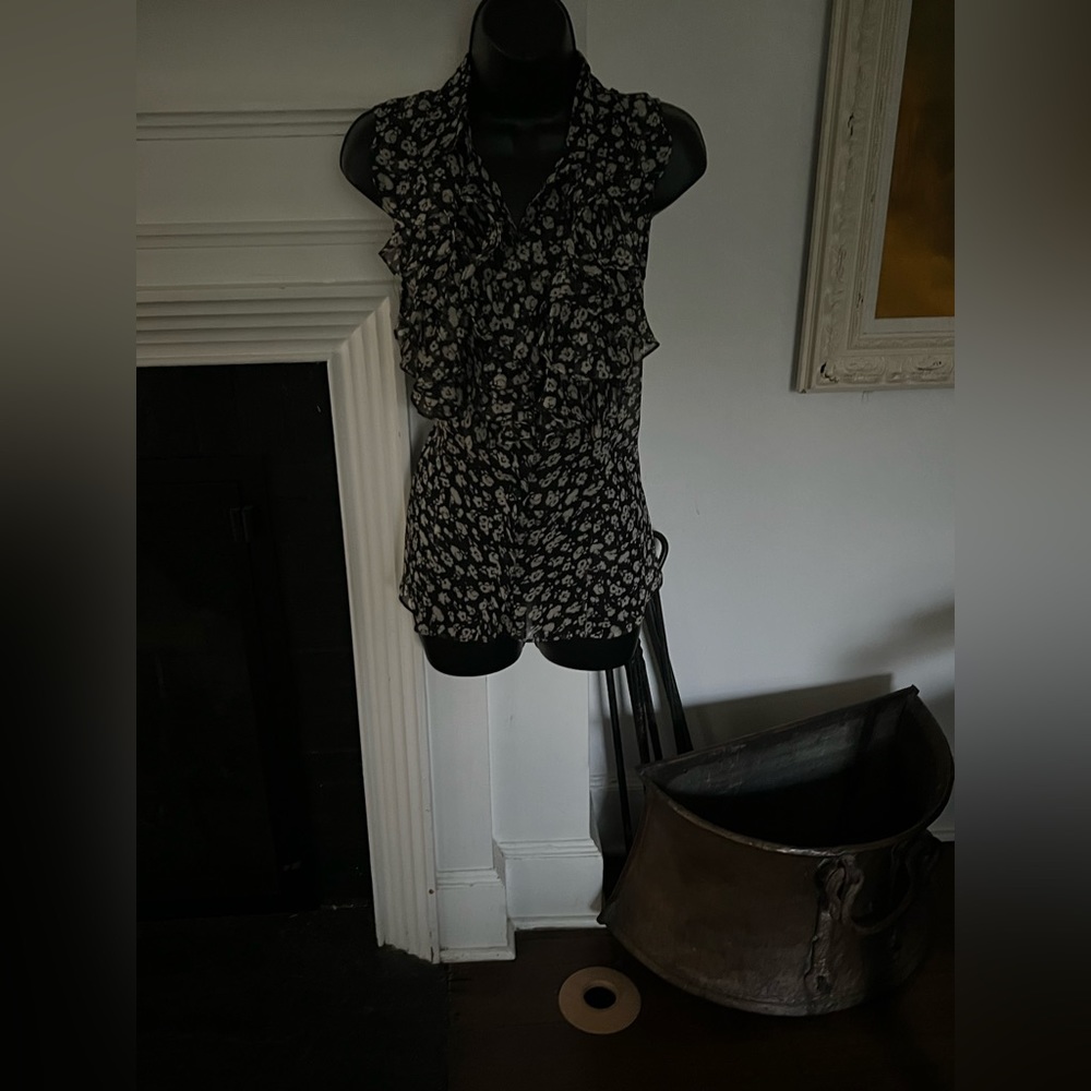 NWOT Lauren Ralph Lauren size 12 sleeveless top